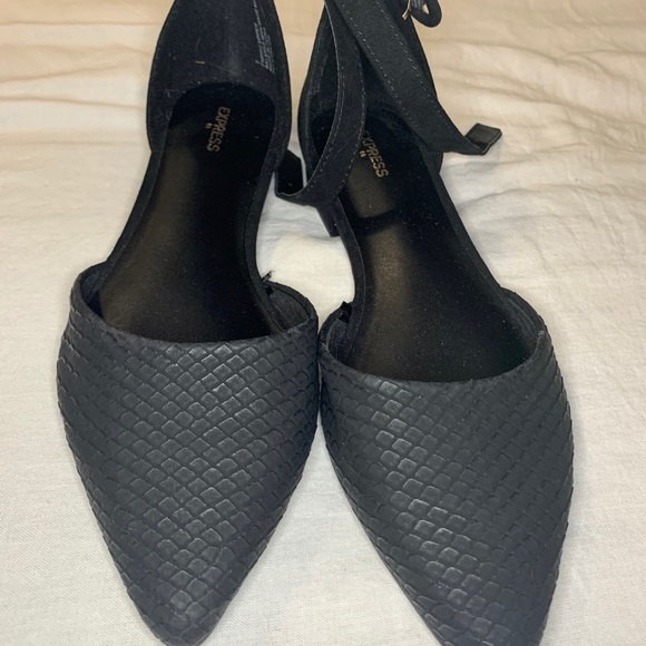 Express size 8 black sandals - Picture 4 of 8